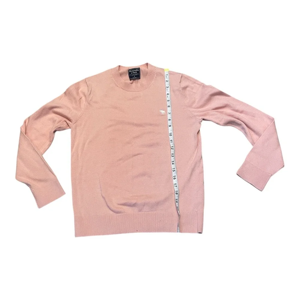 Abercrombie Fitch Womens Coral Pink Crew Neck Logo Sweater Size S‎